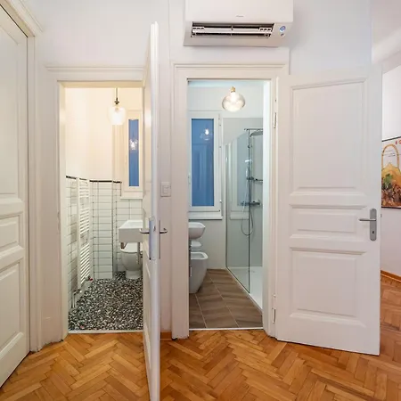 Guesthost - La Casa Di Leopold Bloom